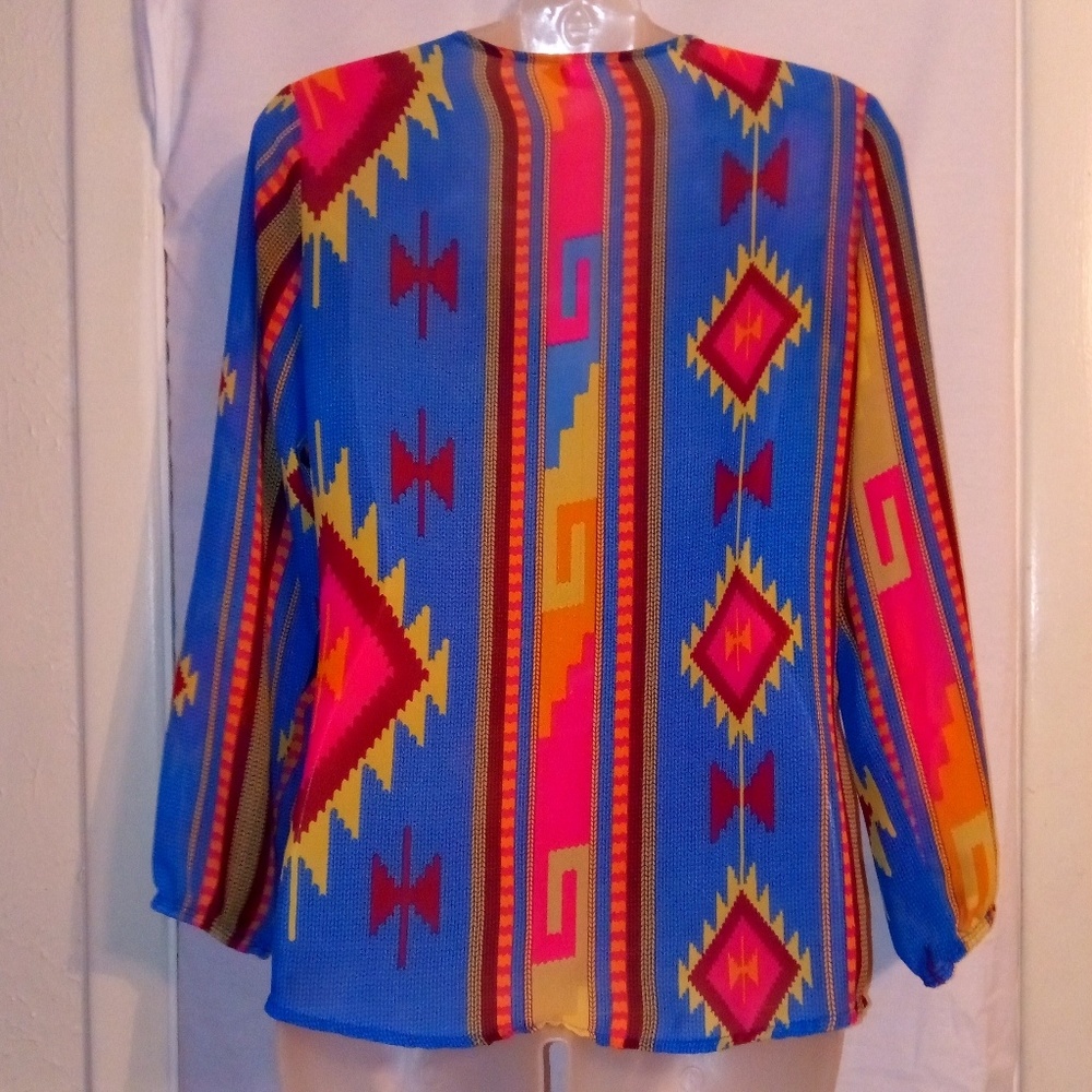Maité Colorful Aztec Button up Blouse - Picture 4 of 4
